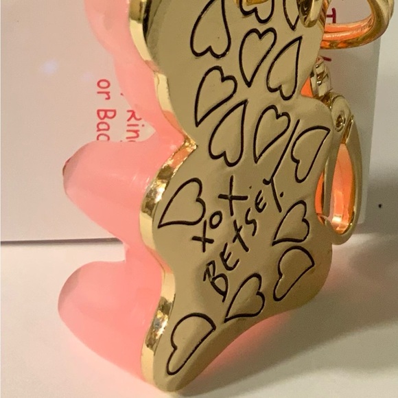 BETSEY JOHNSON NIP LARGE PINK GUMMIE BEAR KEYCHAIN/PURSE CHARM - Picture 8 of 12